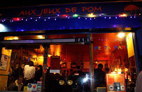 "Photo of Aux jeux de pom"