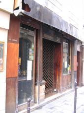 "Photo of L'aigre Doux"