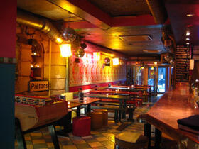 "Photo of Le troisieme lieu"