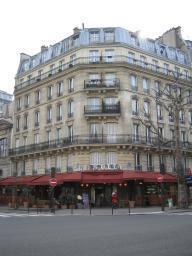 "Photo of Le Sully"