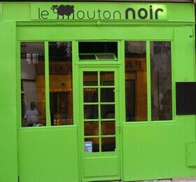"Photo of Le mouton noir"